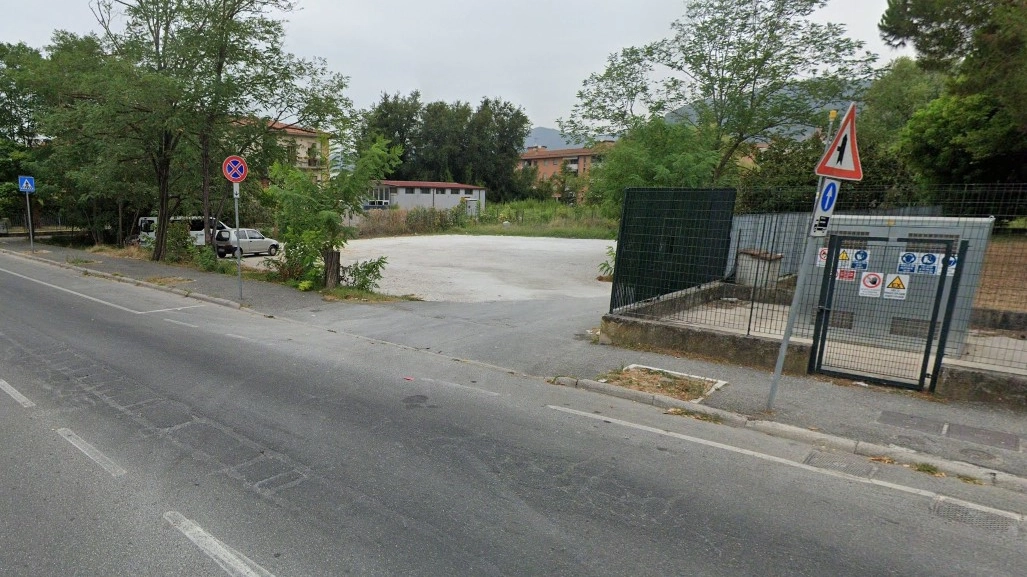 Il Parcheggio dove è stato aggredito il rapinatore