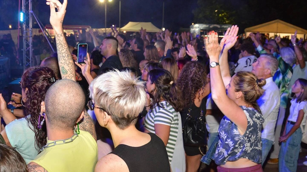 Estate da vivere in compagnia con la live festa a Marginone e, dal 16 agosto, anche con la Sagra del Cencio Estate da vivere in compagnia con la live festa a Marginone e, dal 16 agosto, anche con la Sagra del Cencio