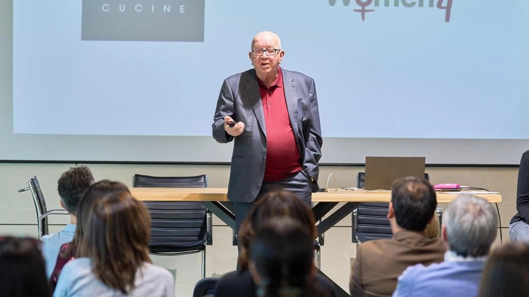 Maurizio Sani patron Stosa Cucine alla presentazione dell’azione Woman4. che ha come obiettivo quello di creare opportunità per le donne nel mondo del lavoro
