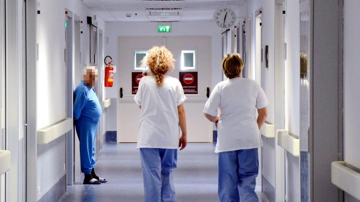 A dare l’allarme al 112 Nue il personale dell’ospedale in centro a Firenze A dare l’allarme al 112 Nue il personale dell’ospedale in centro a Firenze