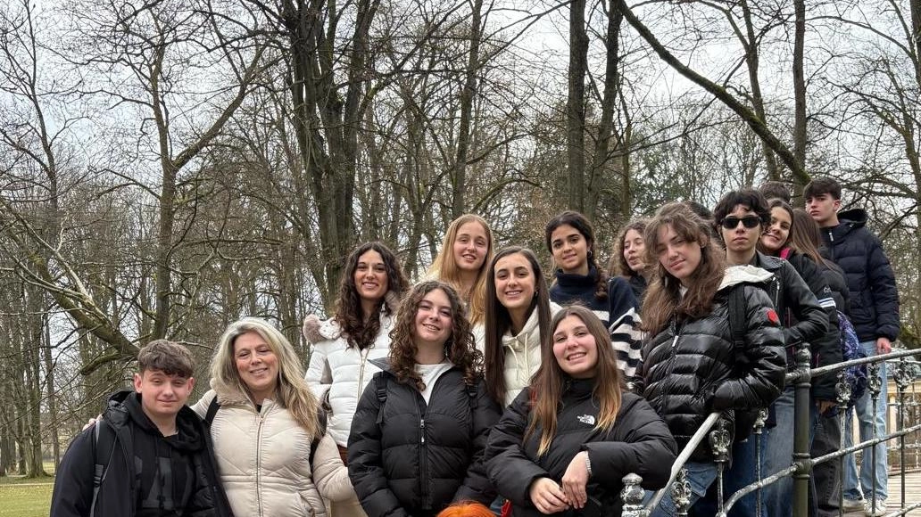 Accompagnati da due docenti, i 19 ragazzi hanno passato una settimana in Germania. Un’esperienza di scambio culturale per rafforzare i legami e la collaborazione tra le due scuole.