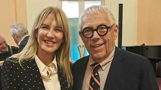 La senatrice Raffaella Paita con il coordinatore provinciale di Italia Viva Gianni Ulivelli all’incontro che si è svolto al Circolo Artistico La senatrice Raffaella Paita con il coordinatore provinciale di Italia Viva Gianni Ulivelli all’incontro che si è svolto al Circolo Artistico
