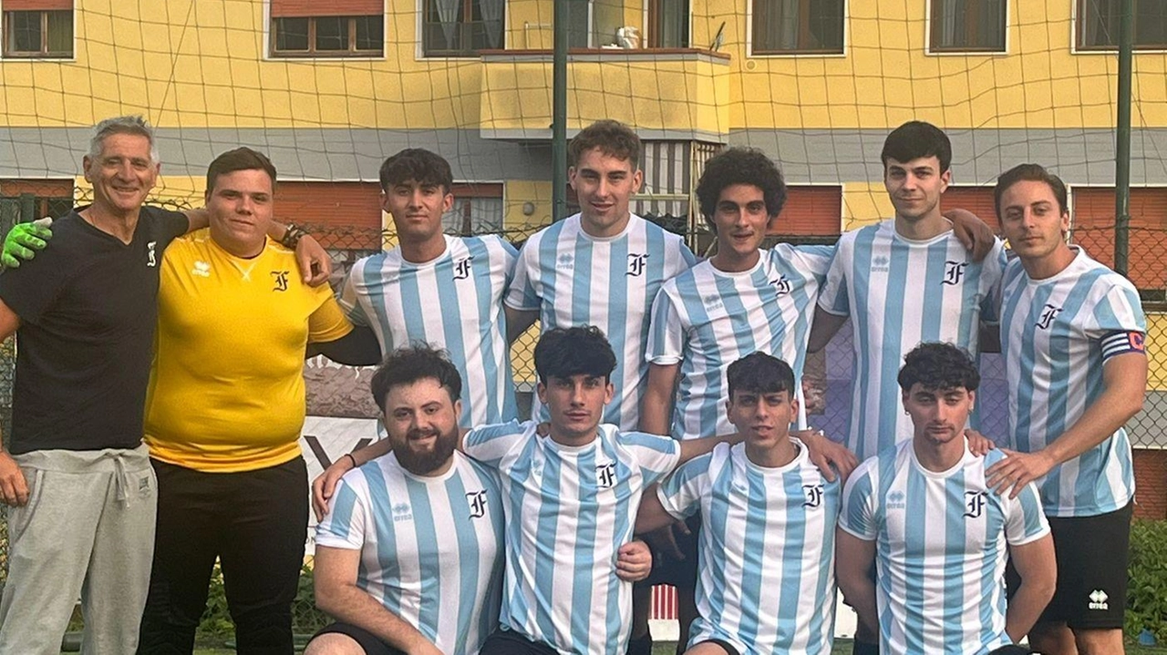 La squadra apuana punta al titolo tricolore nelle Finali nazionali Csen a Rimini, guidata da Edoardo Silicani. La squadra apuana punta al titolo tricolore nelle Finali nazionali Csen a Rimini, guidata da Edoardo Silicani.