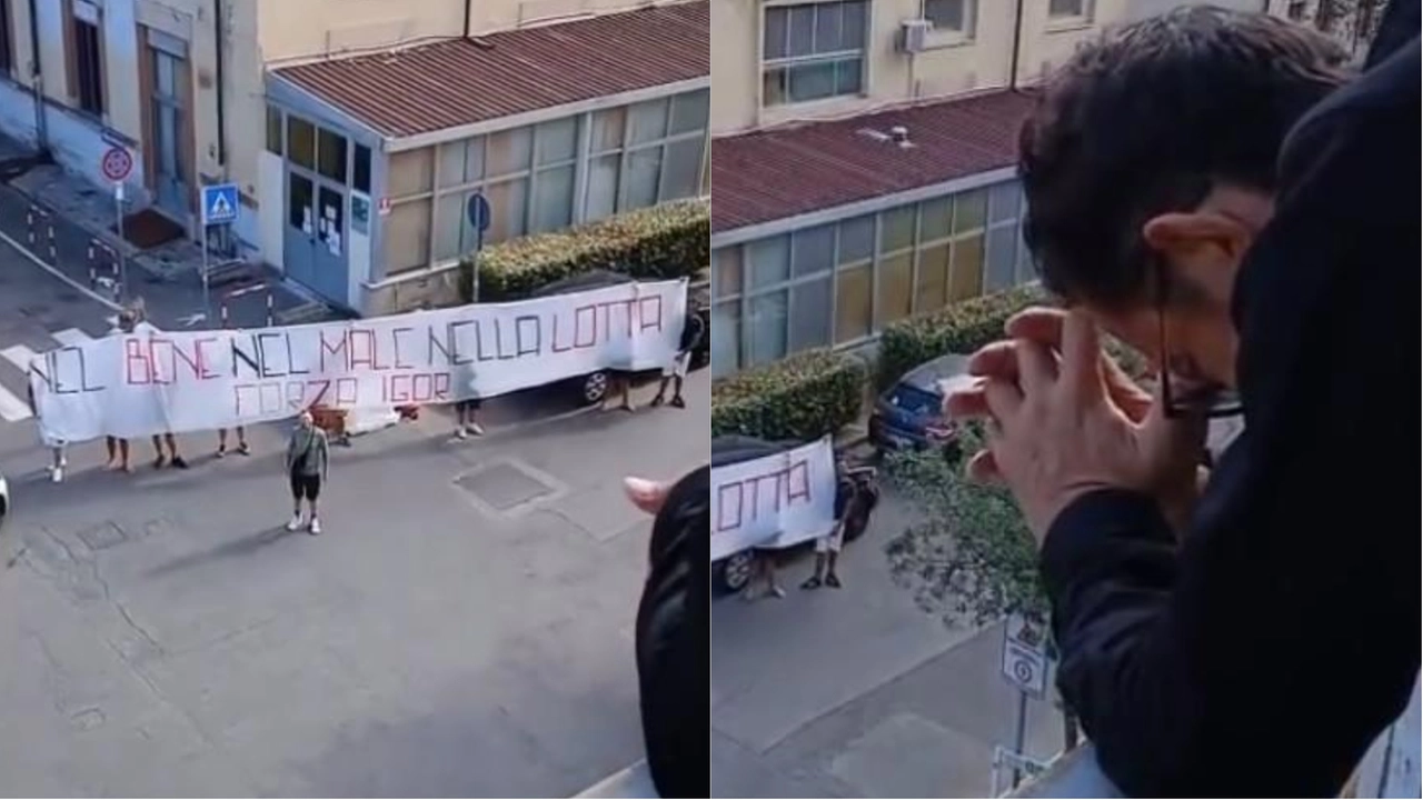 I tifosi fuori dall'ospedale con lo striscione per Igor Protti: "Nel bene, nel male, nella lotta"