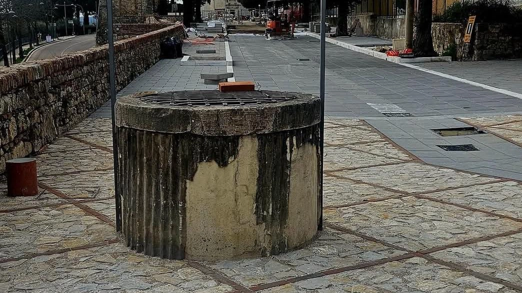 Via Abdon Menecali, davanti al tempio della Consolazione, vista dalla zona di Pozzo Beccaro: l’intera area è interessata da un profondo intervento di riqualificazione urbana Via Abdon Menecali, davanti al tempio della Consolazione, vista dalla zona di Pozzo Beccaro: l’intera area è interessata da un profondo intervento di riqualificazione urbana