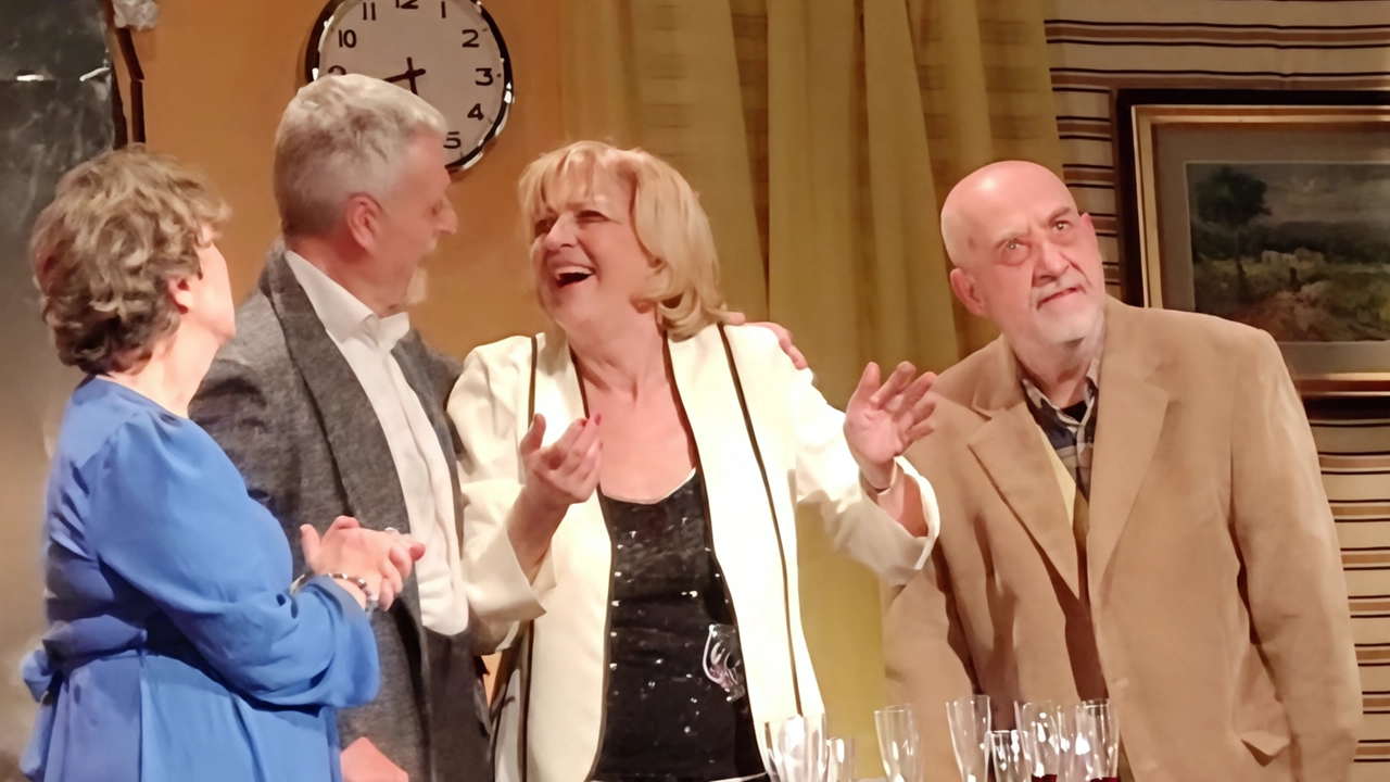 Al Teatro Nuovo Sentiero di via delle Panche, oggi alle 21 e domani alle 16,30, si alza il sipario... Al Teatro Nuovo Sentiero di via delle Panche, oggi alle 21 e domani alle 16,30, si alza il sipario...