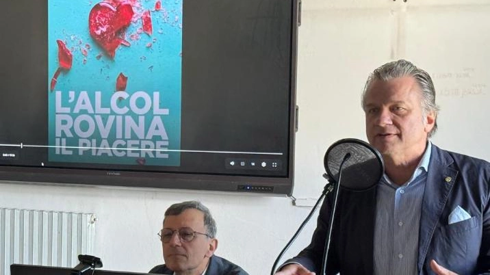 Un momento dell'incontro con gli studenti Un momento dell'incontro con gli studenti