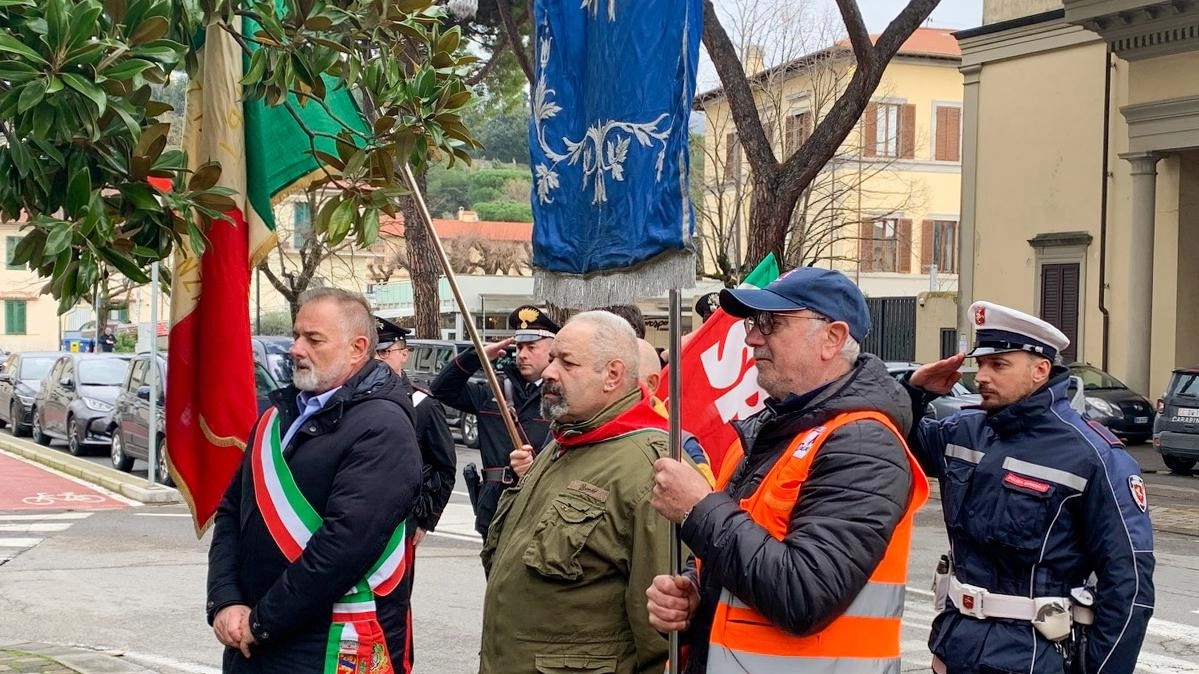 Alle 10 in piazza Veneto è in programma la cerimonia al monumento ai caduti.