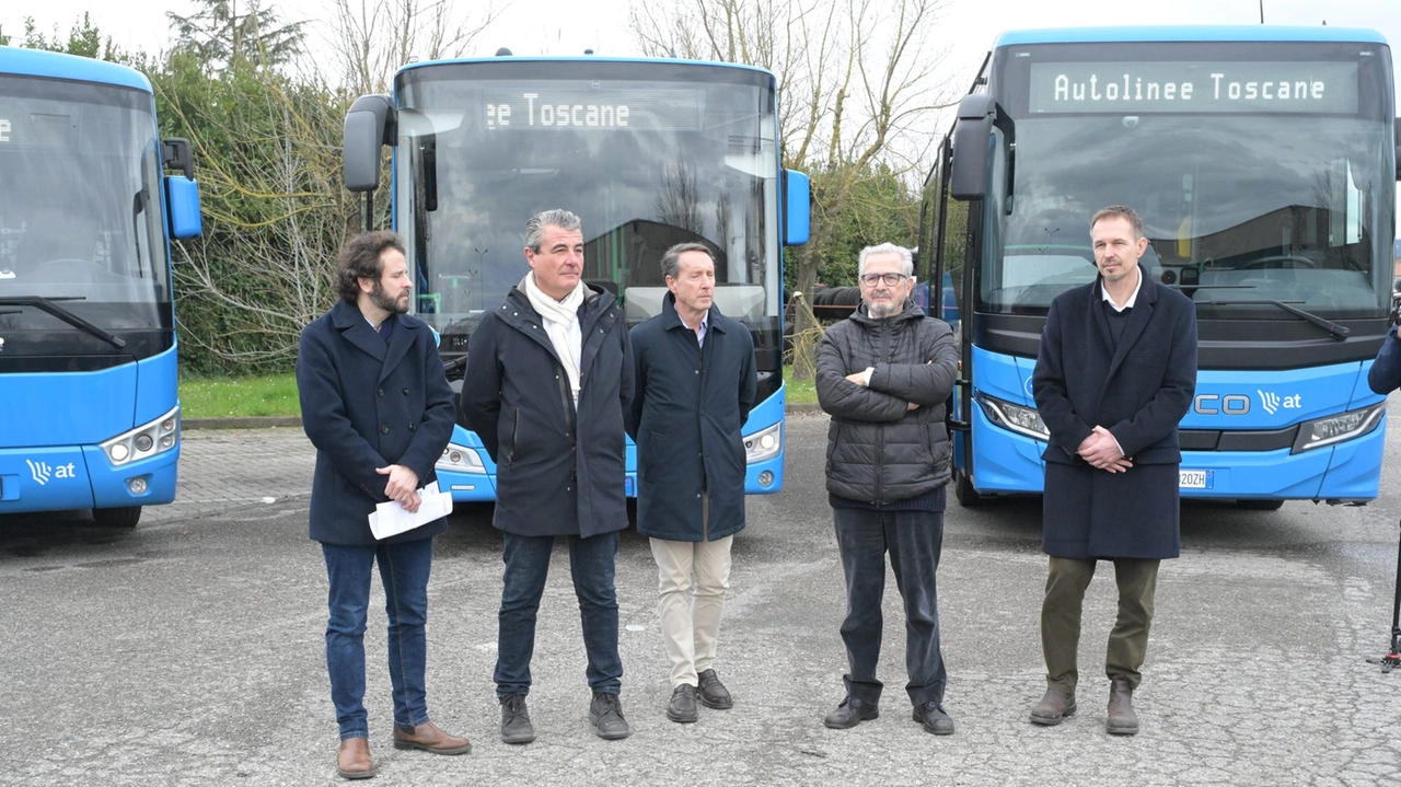 La presentazione dei nuovi mezzi di Autolinee Toscane per il bacino di Lucca