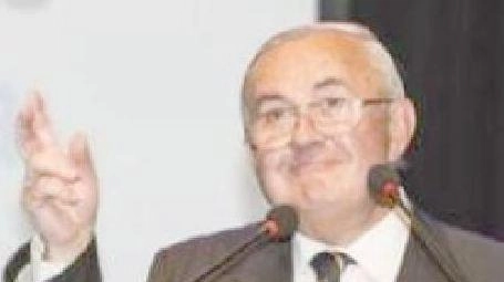 Franco Mosca, il docente universitario che ha ideato un polo tecnologico e sanitario per accogliere turisti con disabilità alimentato con idrogeno verde: due strutture utilizzando l’ex Panda e la Trada di Villafranca Franco Mosca, il docente universitario che ha ideato un polo tecnologico e sanitario per accogliere turisti con disabilità alimentato con idrogeno verde: due strutture utilizzando l’ex Panda e la Trada di Villafranca