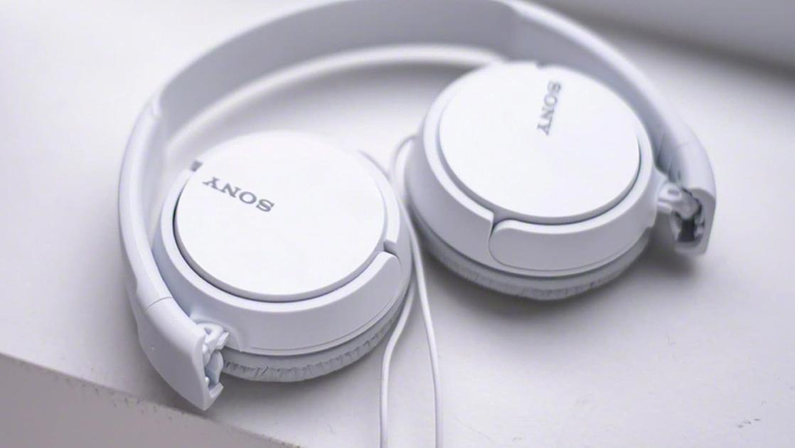 musica ovunque con qualità sony cuffie onear mdrzx110 ora al 33 in meno su amazon da Lanazione.it musica ovunque con qualità sony cuffie onear mdrzx110 ora al 33 in meno su amazon