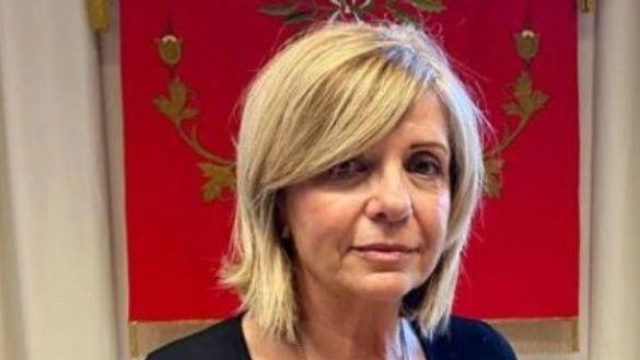 La titolare dell’Ambiente: "Era un semplice commento sull’inciviltà". Solidarietà dal sindaco Piero Pii La titolare dell’Ambiente: "Era un semplice commento sull’inciviltà". Solidarietà dal sindaco Piero Pii