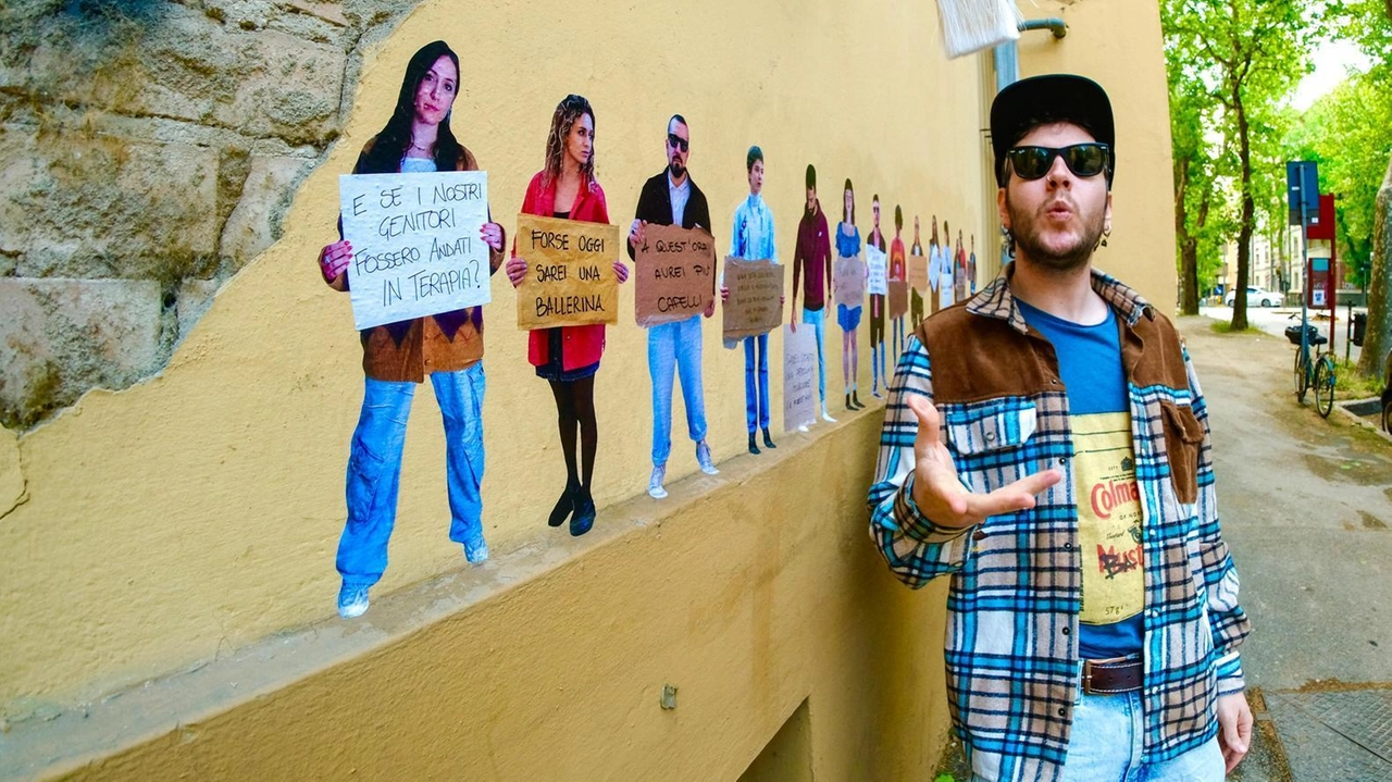 L’artista Claudiano.jpeg ha firmato la mostra ’Eterna Provincia’ nell’ambito del ’. Demetropolis Art Festival’