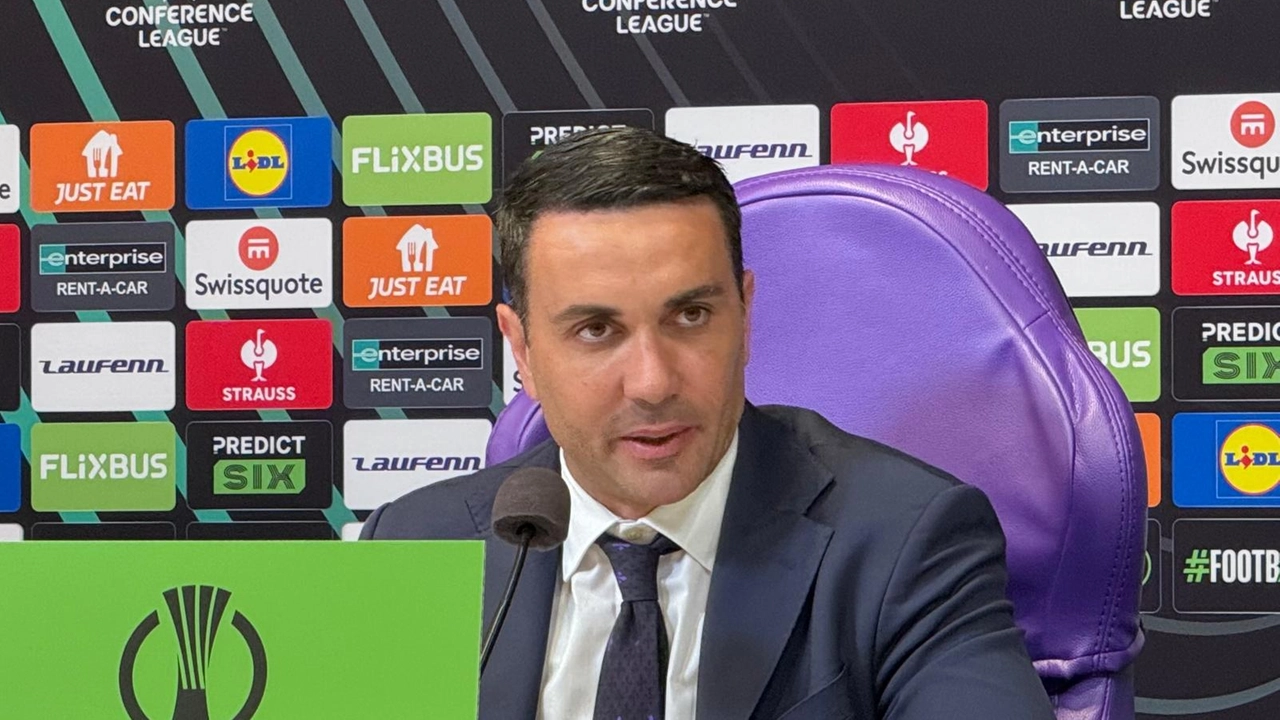 Raffaele Palladino dopo la sconfitta contro il Betis Siviglia Raffaele Palladino dopo la sconfitta contro il Betis Siviglia