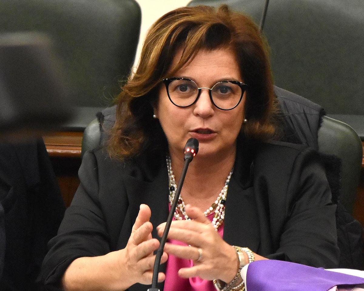 Ferragosto, i controlli si rafforzano. Nel mirino costa e luoghi della movida Ferragosto, i controlli si rafforzano. Nel mirino costa e luoghi della movida