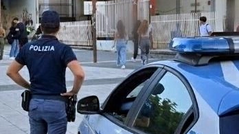 Il Siulp, Sindacato italiano unitario lavoratori polizia, lancia l’allarme dopo che sono state diramate dal dipartimento della Pubblica sicurezza le... Il Siulp, Sindacato italiano unitario lavoratori polizia, lancia l’allarme dopo che sono state diramate dal dipartimento della Pubblica sicurezza le...