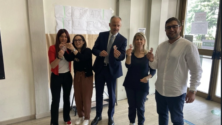 L'iniziativa del Liceo Redi di Arezzo L'iniziativa del Liceo Redi di Arezzo