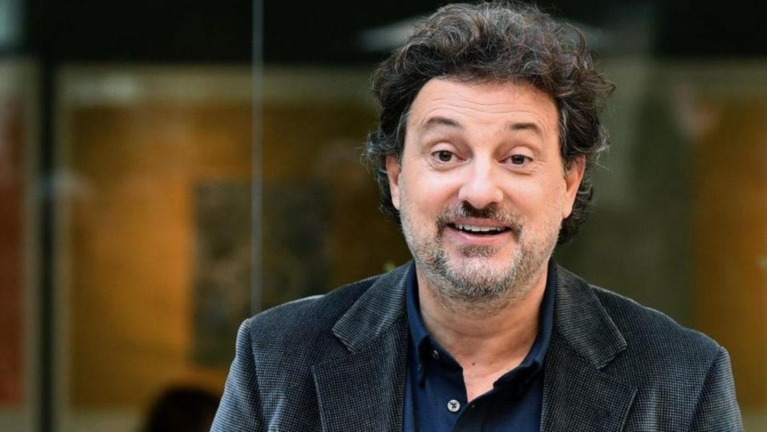 https://www.lanazione.it/image-service/view/acePublic/alias/contentid/NWM1NDcxM2UtMGNhOS00/0/pieraccioni-vinca-il-peggiore-la-prevendita-a-gonfie-vele.jpeg?f=16:9&w=1200&h=630