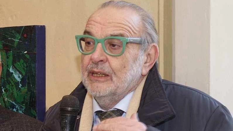 Il professor Ubaldo Bonuccelli, noto neurologo, è morto giovedì all’età di. 75 anni