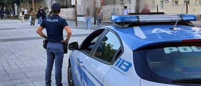 Abusava della figlia minorenne: "E ha permesso ad altri di farlo". Arrestato un uomo di 41 anni