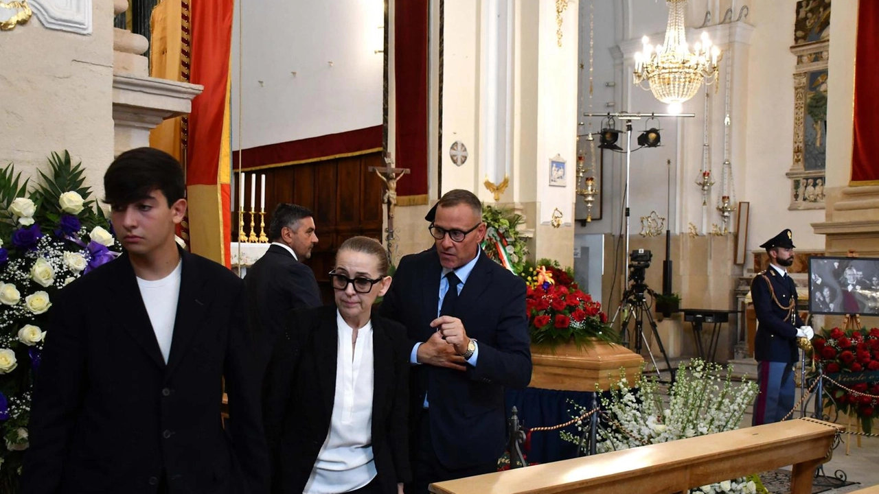 Il momento più emozionante ultima traghettata verso sua Sicilia