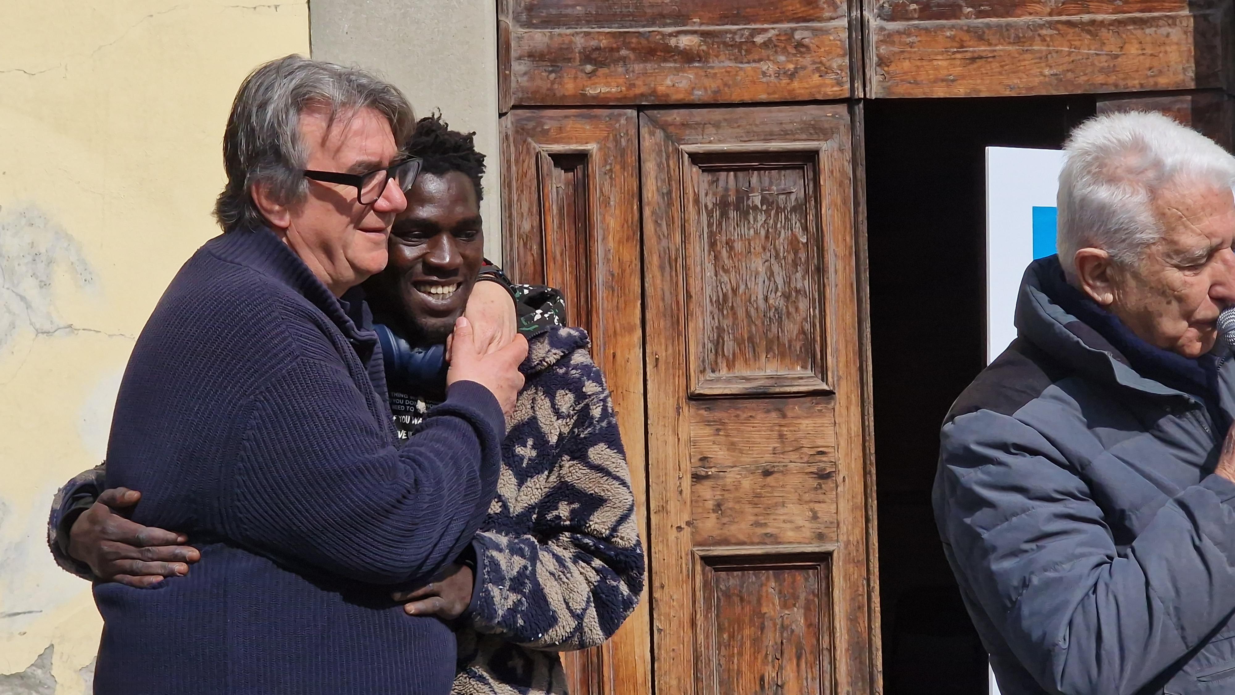 Caso Vicofaro e polemiche: “Ripartire su basi nuove. Necessaria un’altra guida” Caso Vicofaro e polemiche: “Ripartire su basi nuove. Necessaria un’altra guida”