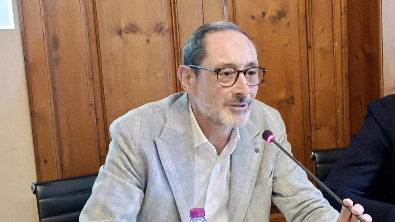 Fausto Reali Vannucci, 59 anni di Agliana, è un imprenditore della moda di qualità, titolare anche del Maglificio Beby