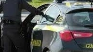 I finanzieri del comando provinciale della Guardia di finanza. sono stati insospettiti da uno scambio furtivo tra i due che si sono poi dati alla fuga