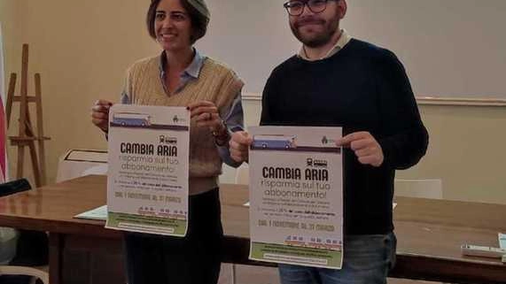 La presentazione del progetto per l’ambiente lanciato dal Comune con la sindaca D’Ambrosio e l’assessore Toci La presentazione del progetto per l’ambiente lanciato dal Comune con la sindaca D’Ambrosio e l’assessore Toci