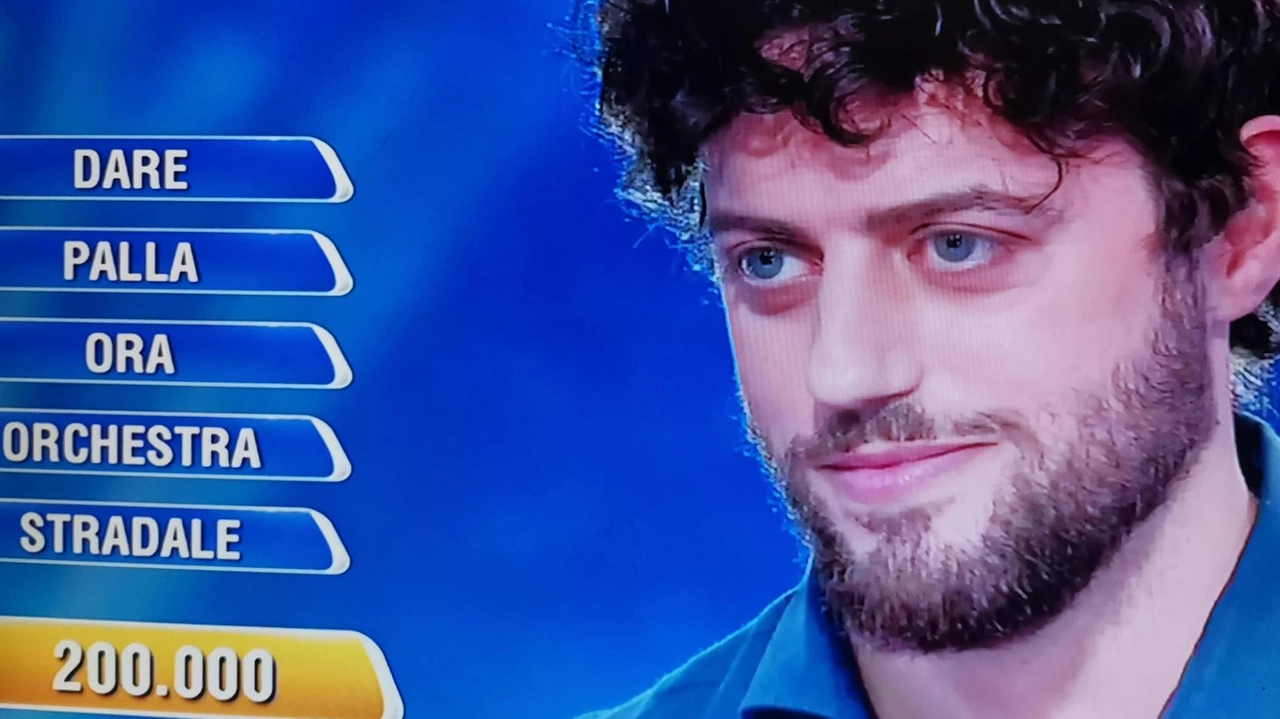 Il campione mulazzese Gabriele Paolini ha indovinato la parola della Ghigliottina ieri sera in tv