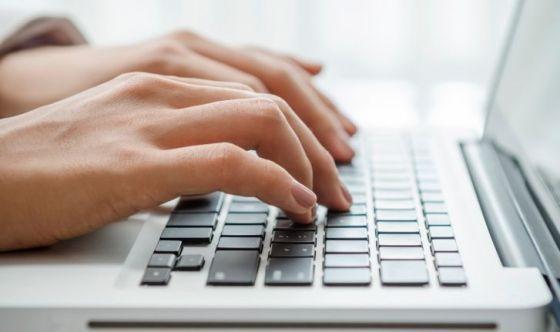 https://www.lanazione.it/image-service/view/acePublic/alias/contentid/NWNlNTU4YzItMDNhZS00/0/pc.jpeg