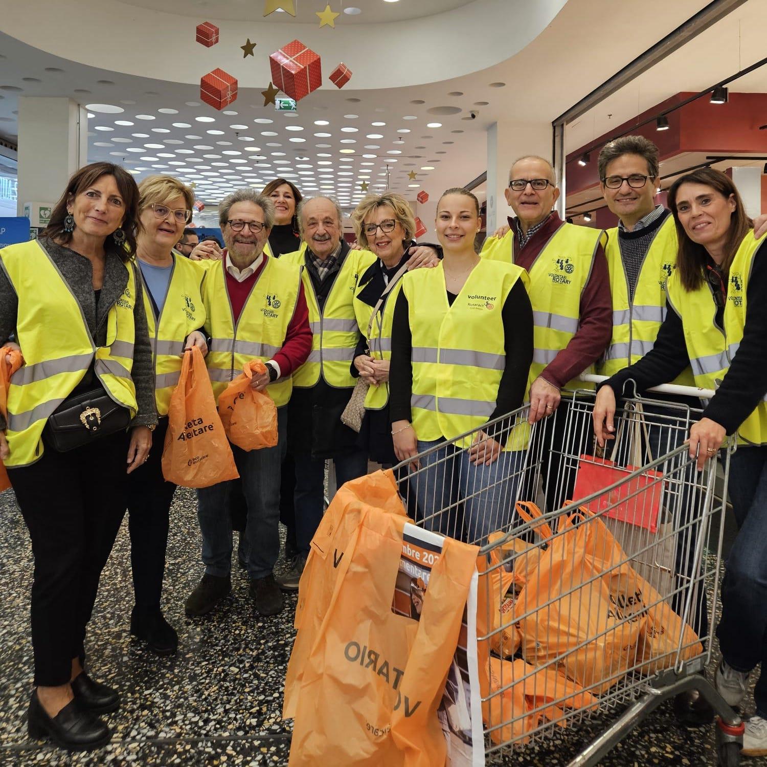 rotary club arezzo est gioved236 26 giugno conviviale del passaggio del collare