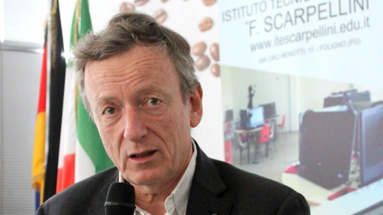 FOLIGNO Il fisico sperimentale Roberto Battiston, già presidente dell’Agenzia Spaziale Italiana (ASI) dal 2014 al 2018, e referente di... FOLIGNO Il fisico sperimentale Roberto Battiston, già presidente dell’Agenzia Spaziale Italiana (ASI) dal 2014 al 2018, e referente di...