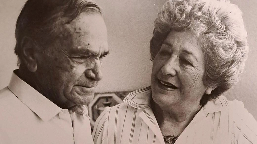 Viareggio piange la scomparsa di Carla Emilia Fontanini, figura storica della città. Regista e costumista, moglie del pittore Mario Marcucci, lascia un segno indelebile nella cultura locale. Funerale lunedì. Viareggio piange la scomparsa di Carla Emilia Fontanini, figura storica della città. Regista e costumista, moglie del pittore Mario Marcucci, lascia un segno indelebile nella cultura locale. Funerale lunedì.