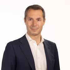 https://www.lanazione.it/image-service/view/acePublic/alias/contentid/NWQ2NjFjZDctNzFlMy00/0/donati.jpeg