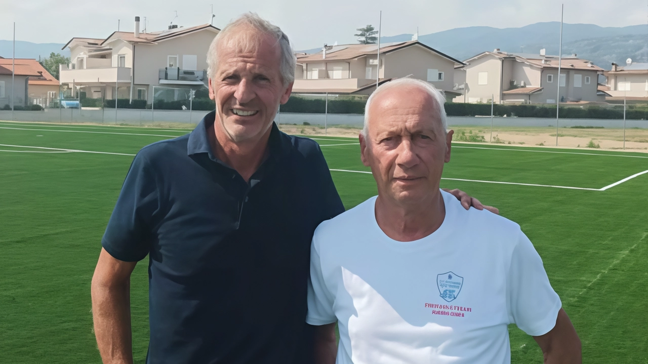 Antonio Bertelli e Osvaldo Romani sul campo de La Palagina Antonio Bertelli e Osvaldo Romani sul campo de La Palagina