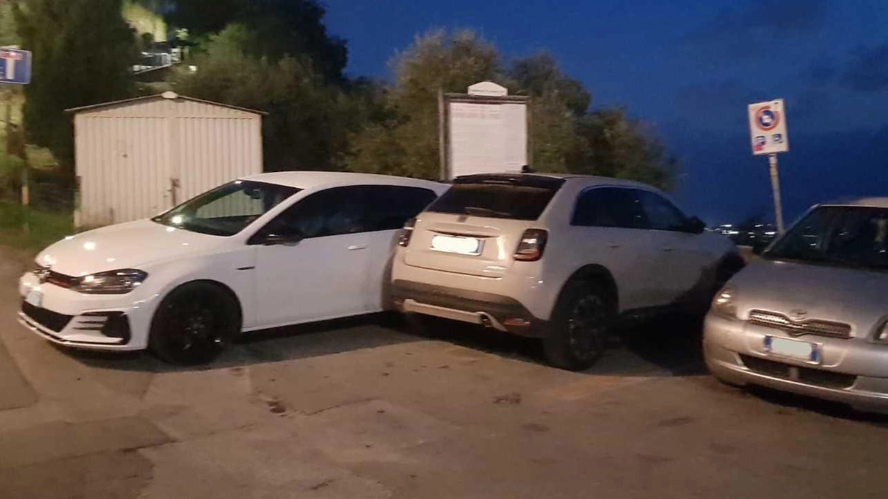 I residenti di Santa Lucia chiedono la realizzazione di un nuovo parcheggio I residenti di Santa Lucia chiedono la realizzazione di un nuovo parcheggio
