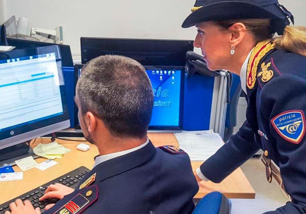 Foto rubate e commenti choc, coinvolte anche donne pistoiesi. “Le vittime vanno tutelate” Foto rubate e commenti choc, coinvolte anche donne pistoiesi. “Le vittime vanno tutelate”