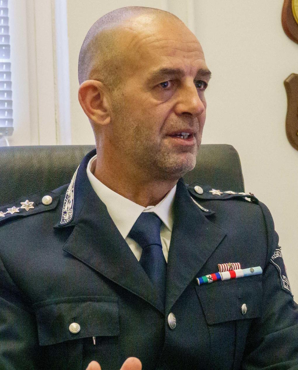 https://www.lanazione.it/image-service/view/acePublic/alias/contentid/NWRkMThiZDctYTUxYS00/0/in-carcere-trentenne-spezzino-dopo-la-rapina-in-profumeria.jpeg?f=1.91:1&w=1200