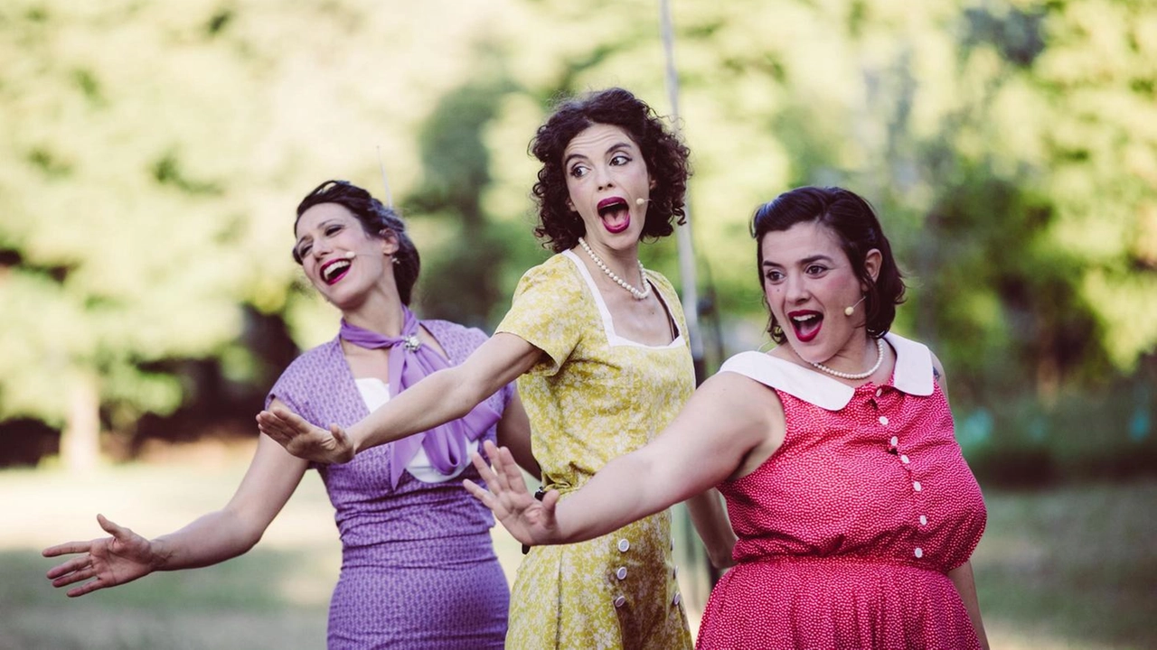 Questa sera Le Radiose trasporteranno i presenti direttamente negli anni ’30. Questa sera Le Radiose trasporteranno i presenti direttamente negli anni ’30.