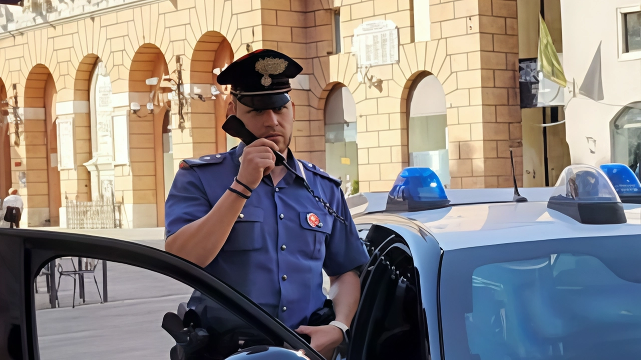 Un giovane neopatentato perde il controllo dell'auto a Pontassieve, causando danni a diverse vetture parcheggiate. Nessun ferito, solo un po' di paura. Indagini in corso. Un giovane neopatentato perde il controllo dell'auto a Pontassieve, causando danni a diverse vetture parcheggiate. Nessun ferito, solo un po' di paura. Indagini in corso.