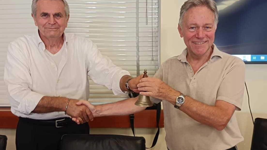 A sinistra Riccardo Varese con il presidente Roberto Valettini A sinistra Riccardo Varese con il presidente Roberto Valettini