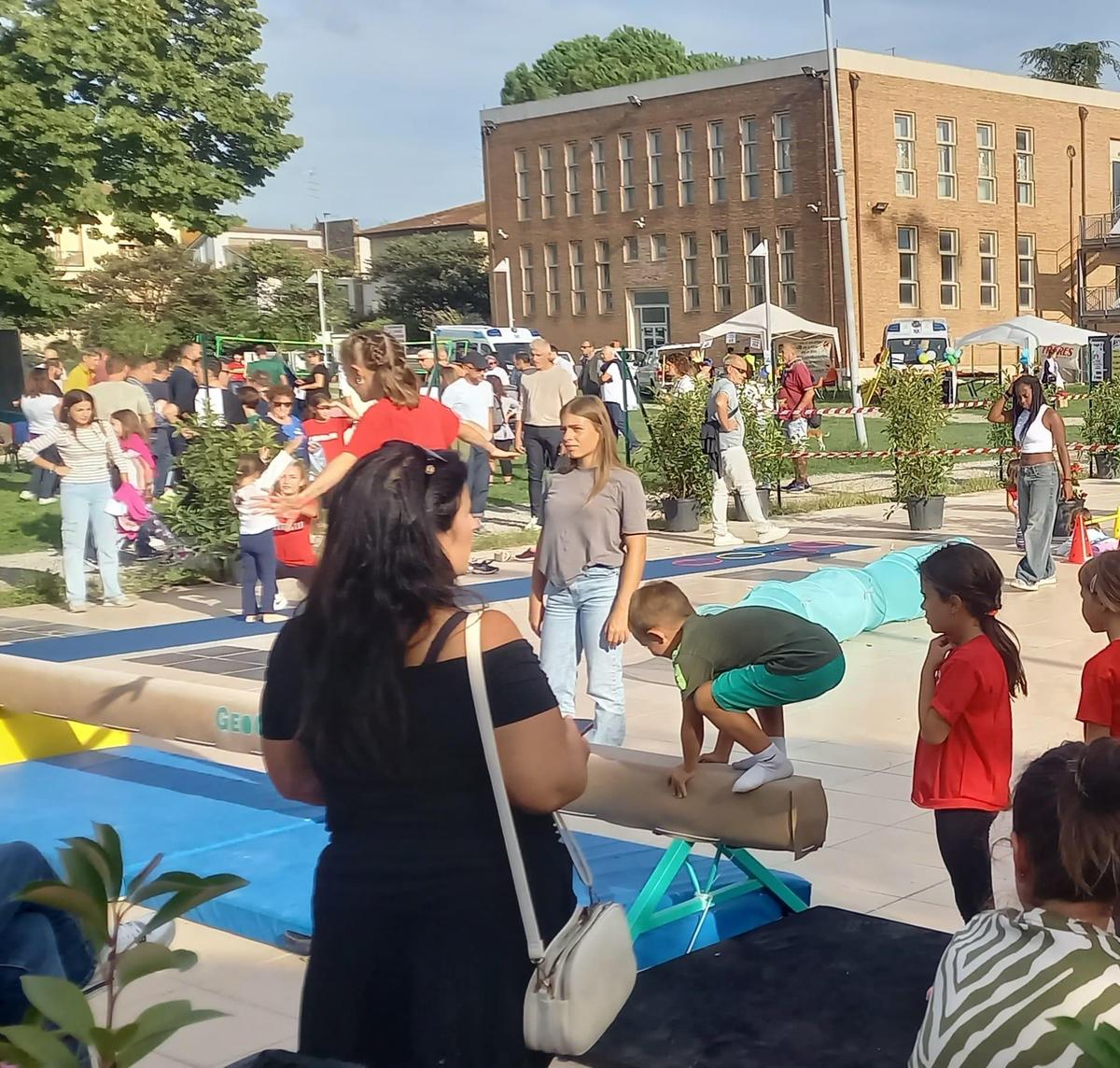 “Festa Insieme“. Sport, solidarietà e divertimento “Festa Insieme“. Sport, solidarietà e divertimento