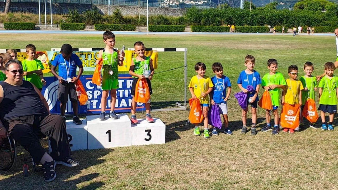 Successo della quinta e ultima tappa del circuito toscano. In gara tutte le categorie, dagli Esordienti ai Veterani Successo della quinta e ultima tappa del circuito toscano. In gara tutte le categorie, dagli Esordienti ai Veterani