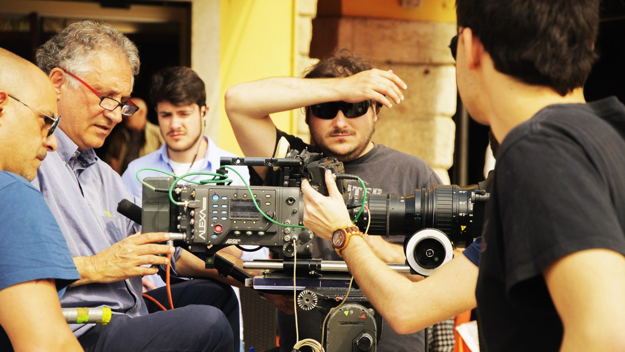 Il regista Giuseppe Ferlito sul set