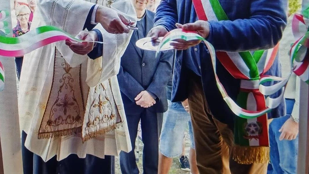 Taglio del nastro con Borserini e Novoa Taglio del nastro con Borserini e Novoa
