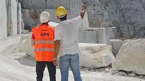 L’arrivo dei droni nei bacini estrattivi per monitorare il distretto L’arrivo dei droni nei bacini estrattivi per monitorare il distretto