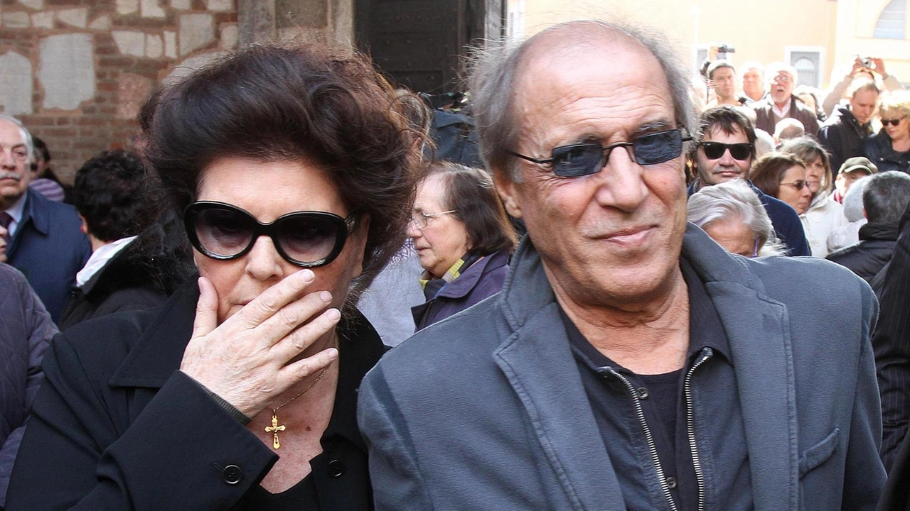 "Ci siamo incontrati mesi fa. Una risposta è d'obbligo"