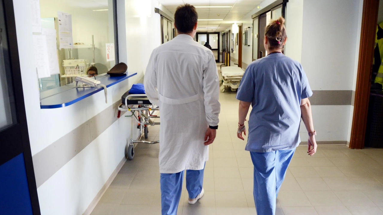 La carenza degli infermieri sta crando sempre più danni e disagi all’interno degli ospedali La carenza degli infermieri sta crando sempre più danni e disagi all’interno degli ospedali