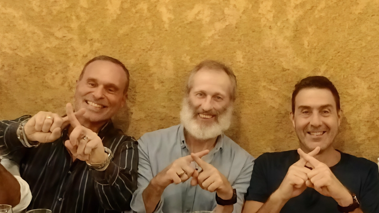 Romani, a sinistra, insieme a Vannacci in occasione del compleanno del Generale Romani, a sinistra, insieme a Vannacci in occasione del compleanno del Generale